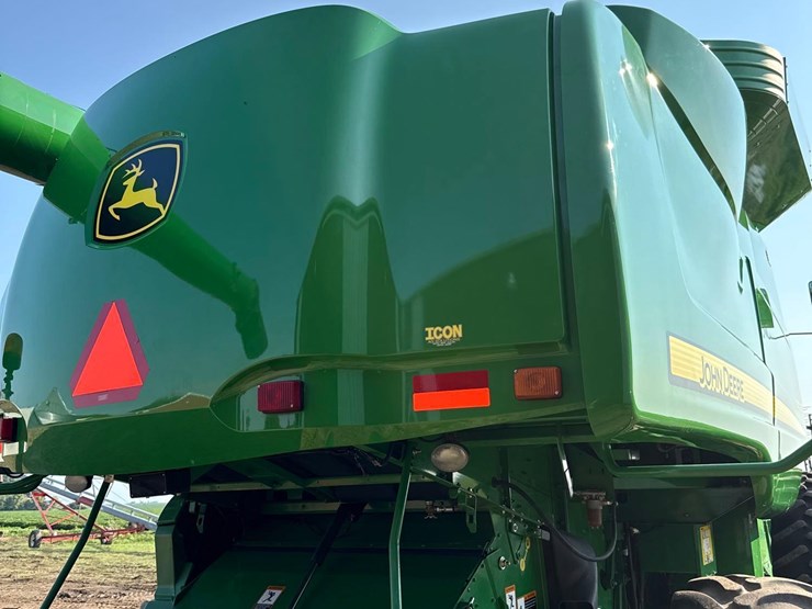 2011-john-deere-9770-sts-image-91