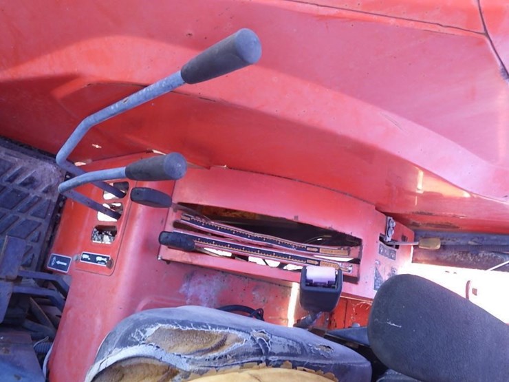 kubota-m900-tractor-image-28