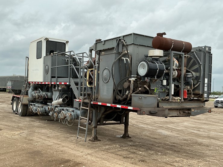 2012-cummins-qsx15-image-3