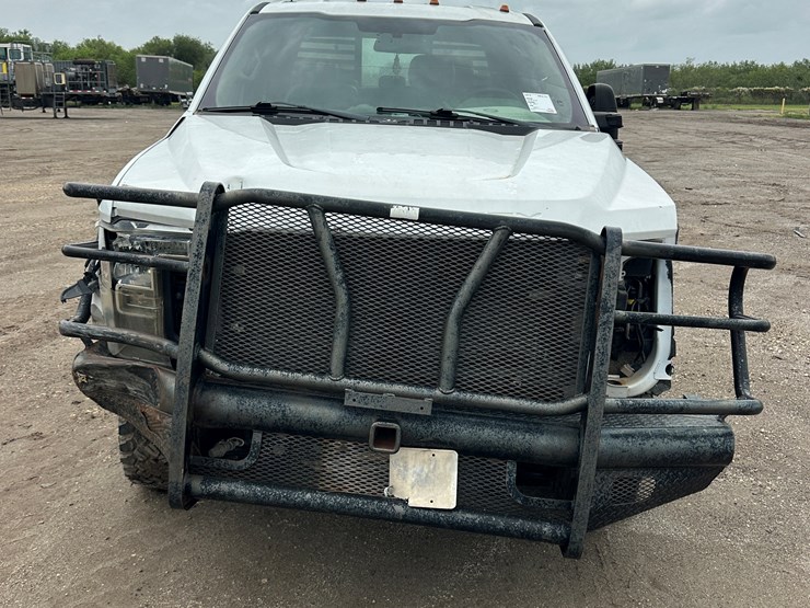 2018-ford-f350-image-2