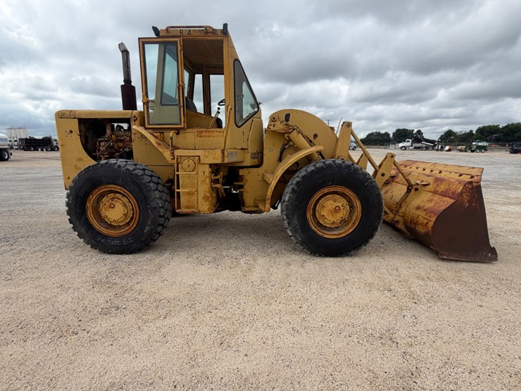 1968-caterpillar-950-image-4