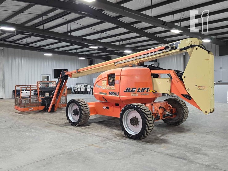 2006-jlg-600aj-image-4