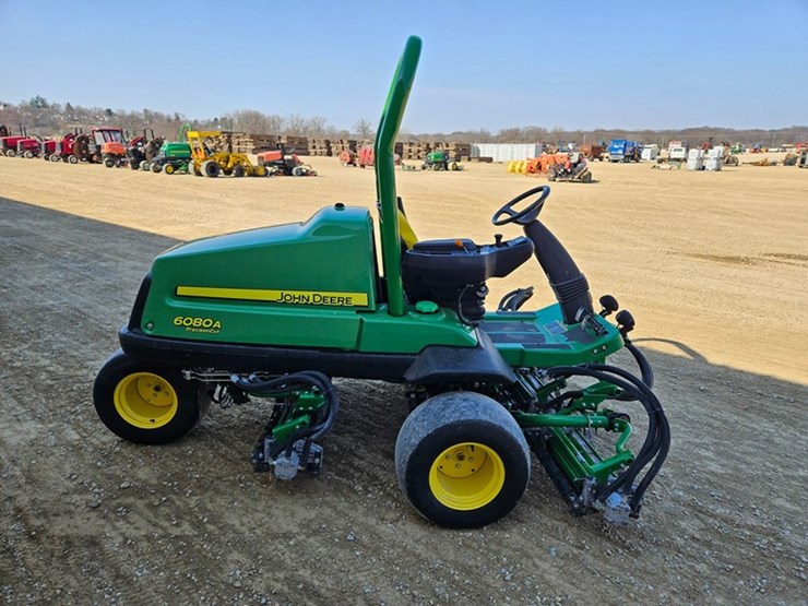 john-deere-6080a-image-6