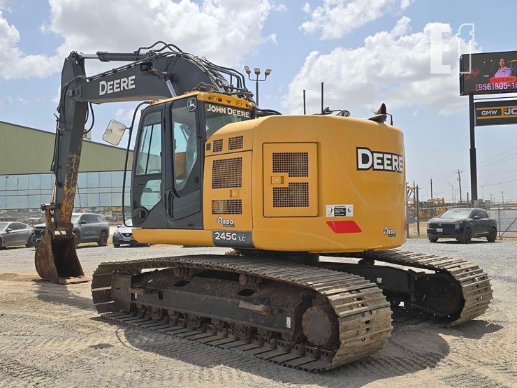 2018-deere-245g-lc-image-4