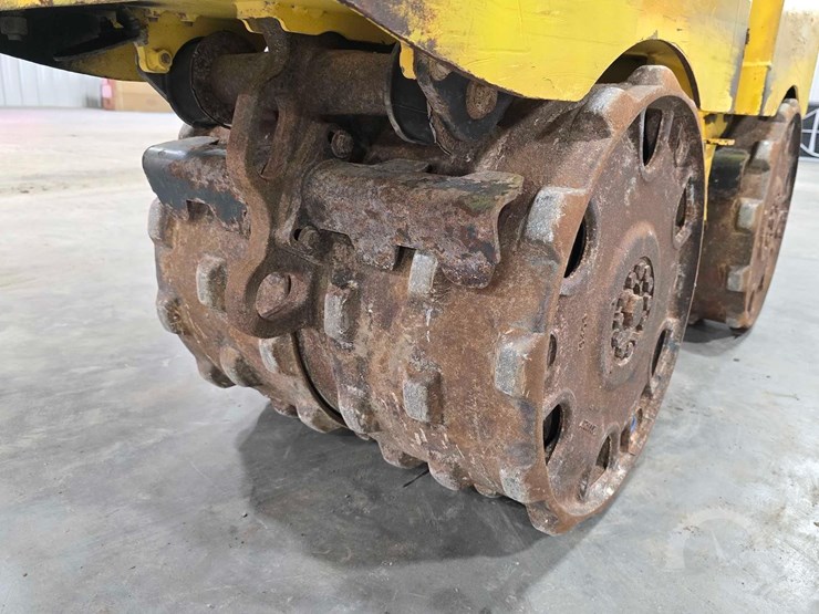 2019-bomag-bmp8500-image-12
