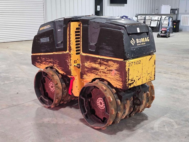 2019-bomag-bmp8500-image-4