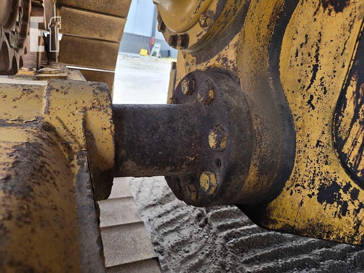 2018-caterpillar-d6t-lgp-image-40