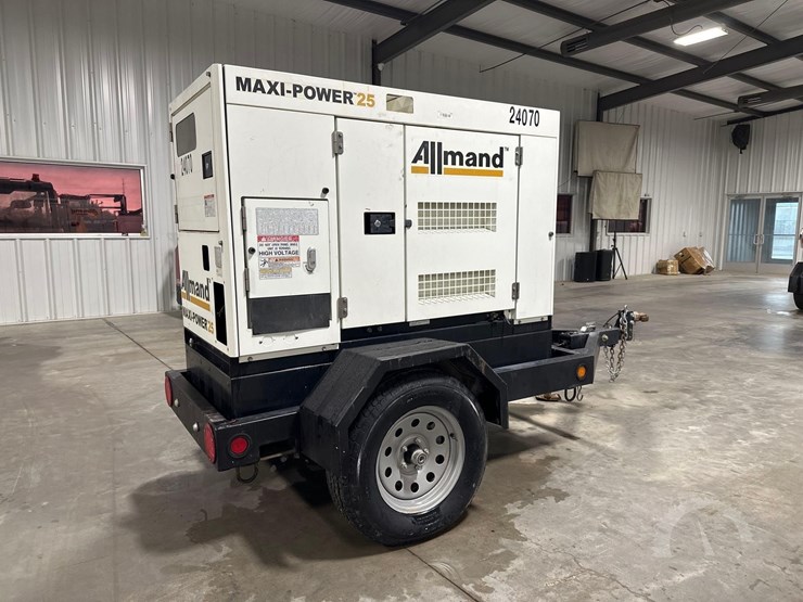 2019-allmand-bros-maxi-power-25-image-3