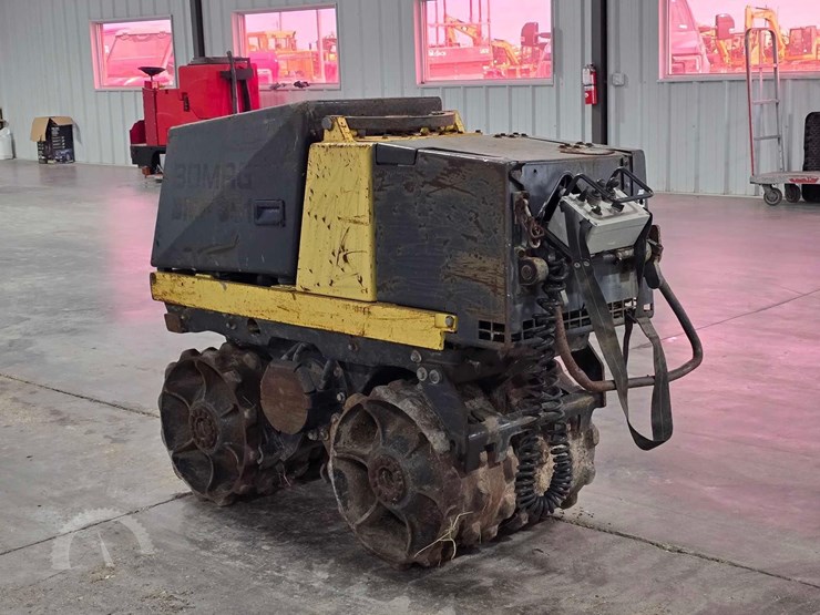 1998-bomag-bmp851-image-4