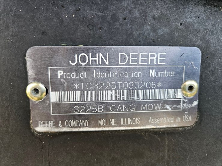 john-deere-3225b-image-25