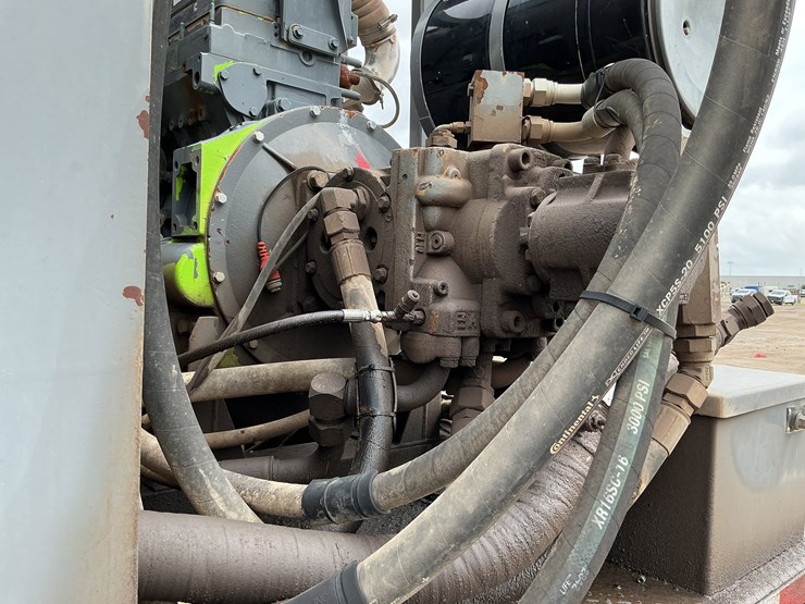 2012-cummins-qsx15-image-11