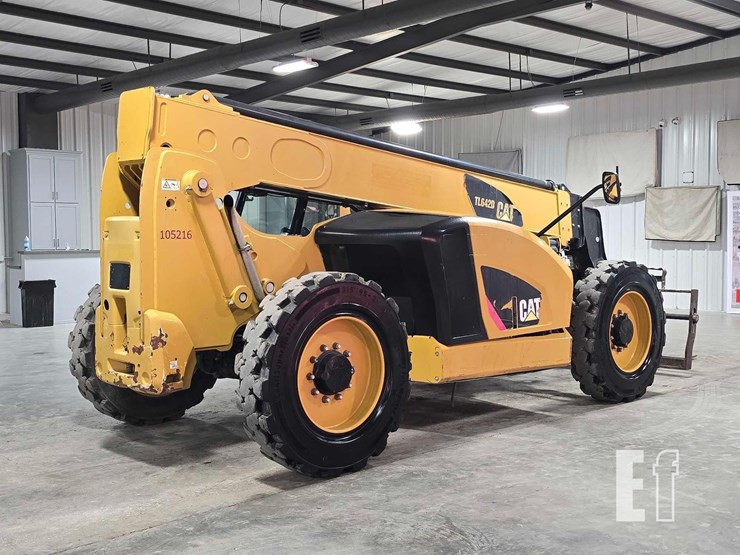 2016-caterpillar-tl642d-image-3