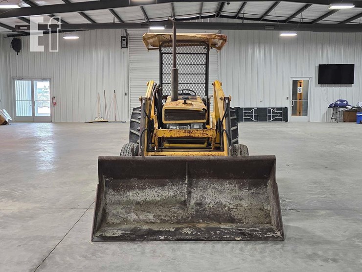 case-ih-585-image-7