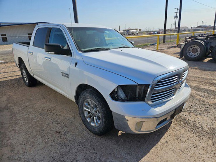2016-dodge-ram-1500-image-1
