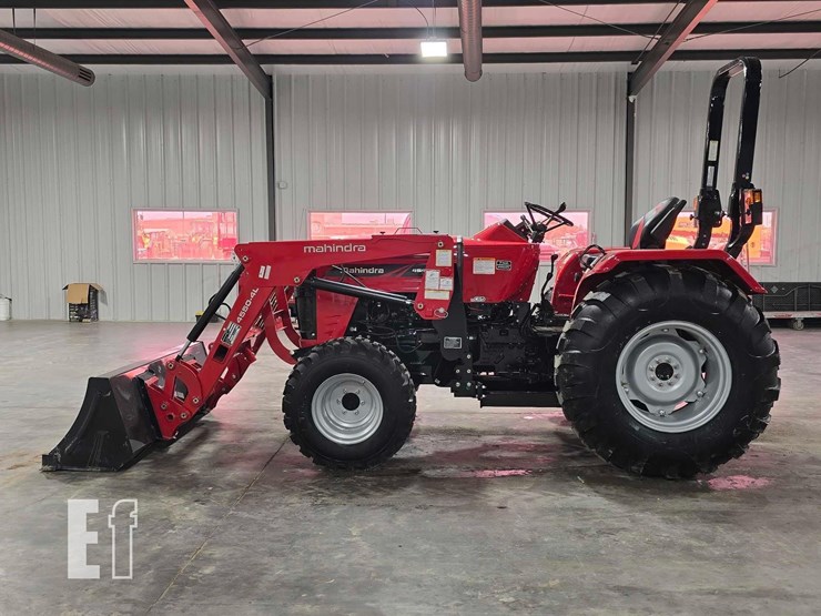 2026-mahindra-4540-image-5