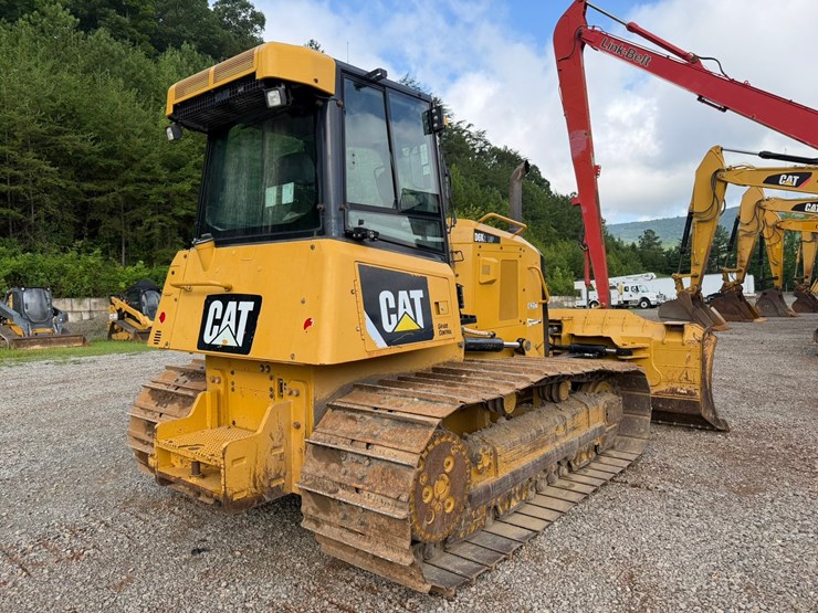 caterpillar-d6k-image-5