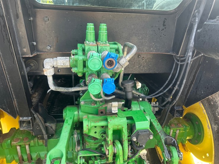 john-deere-5100e-image-39