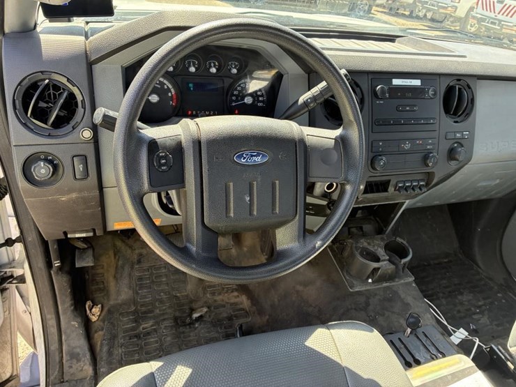 2013-ford-f250-image-15