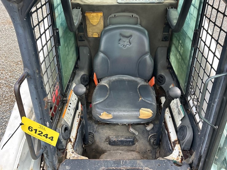 bobcat-t300-image-42