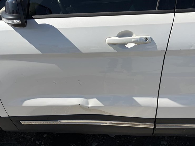 2017-ford-explorer-xlt-image-5