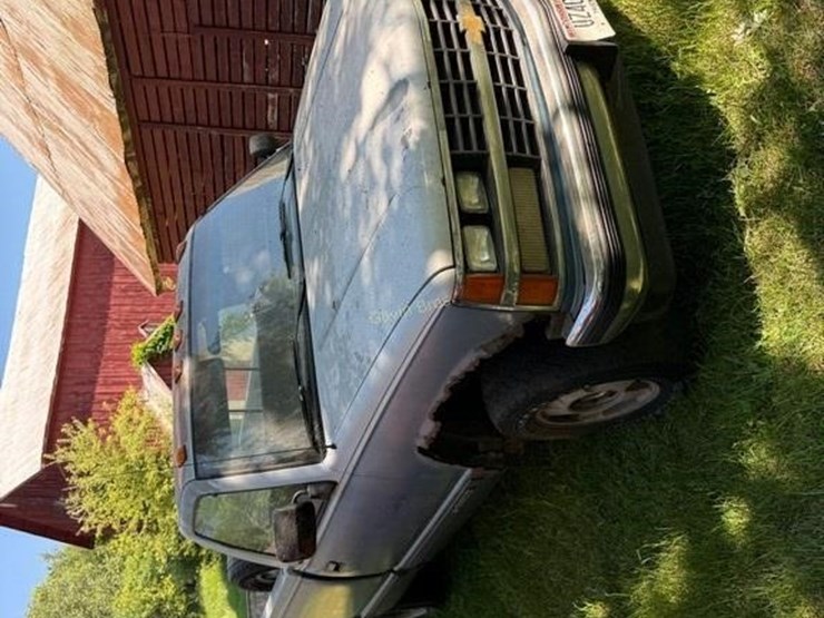 chevrolet-2500-image-3