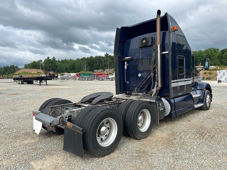 2017-kenworth-t660-image-5