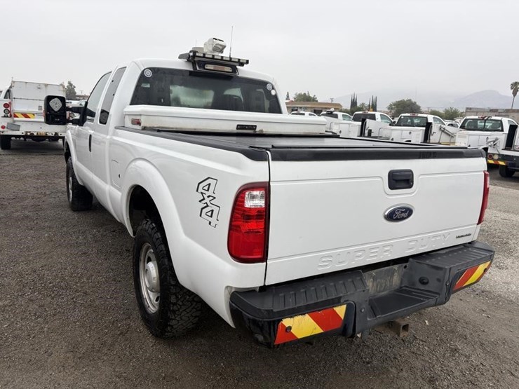 2013-ford-f250-sd-image-4