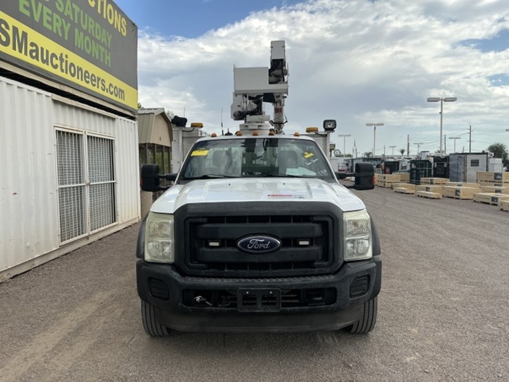 2012-ford-f550-image-3