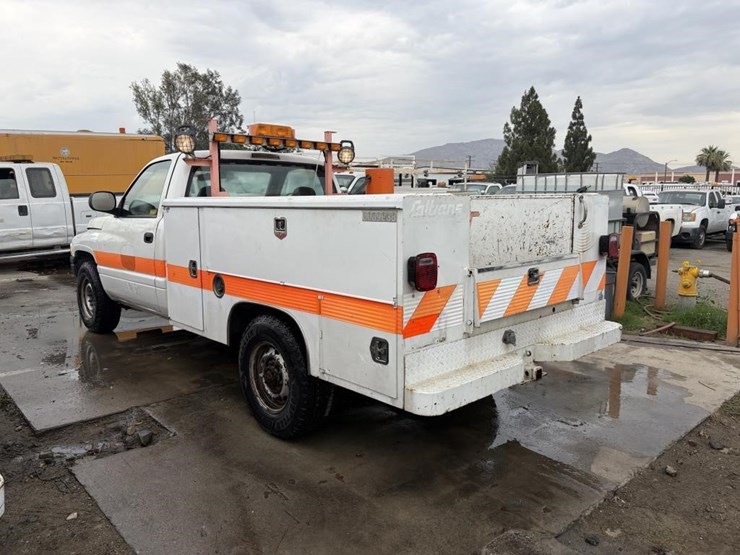 2002-dodge-ram-2500-image-4