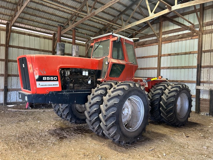 1978-allis-chalmers-8550-4x4-tractor-image-1