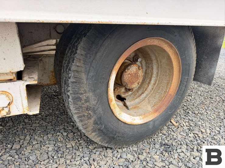 1974-miller-tilt-deck-trailer-image-17
