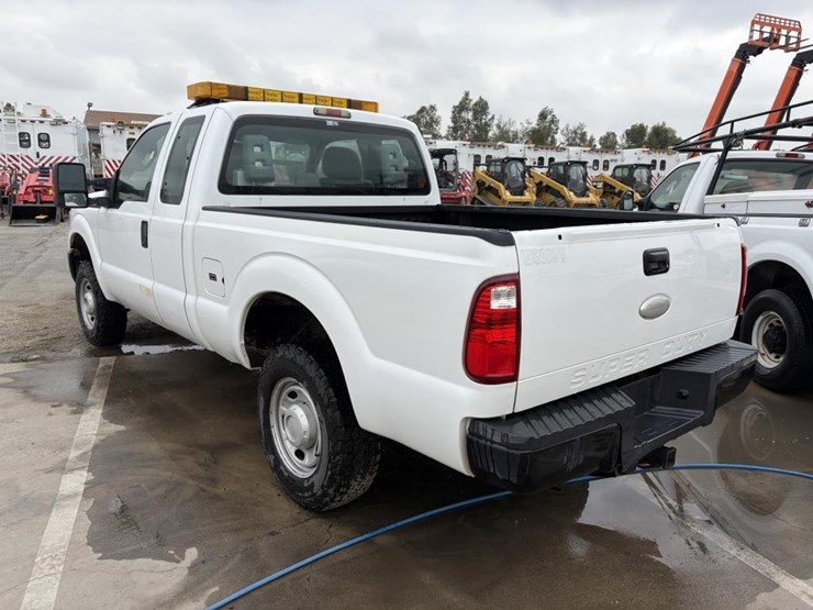 2011-ford-f250-image-4