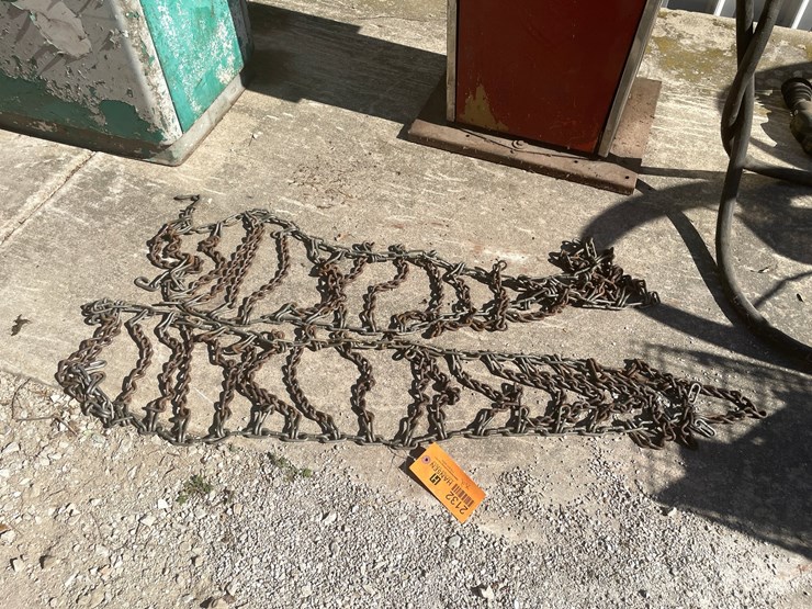 #2132-•-set-of-garden-tractor-snow-tire-chains-image-1