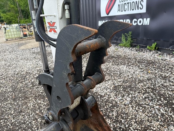 2025-bobcat-e32-image-5