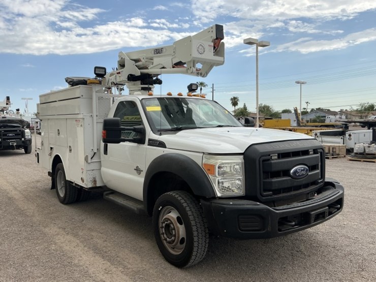 2015-ford-f550-image-4