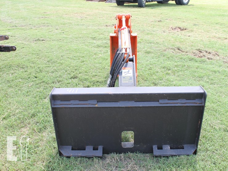 pabreak-skidsteer-backhoe-arm-image-3