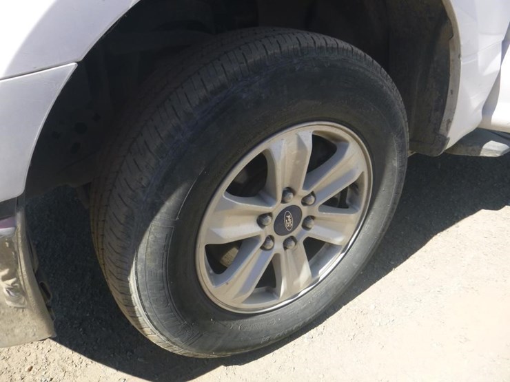 2016-ford-f150-image-10