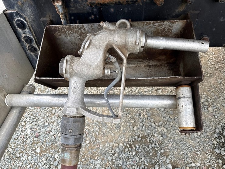 2007-peterbilt-335-image-59