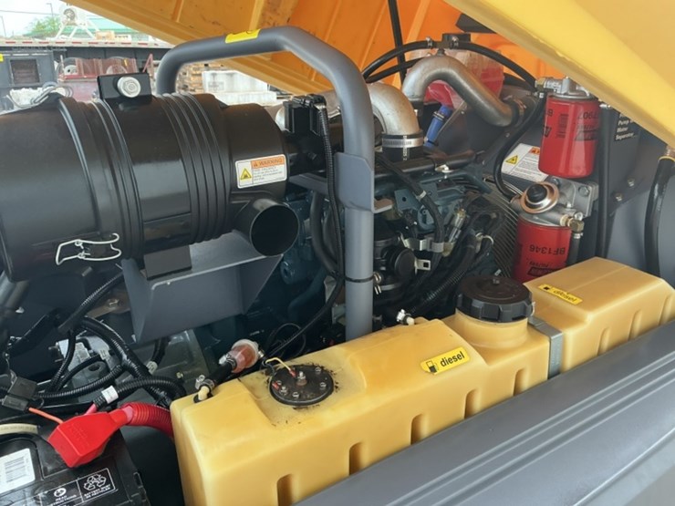 2015-atlas-copco-xas185-image-13