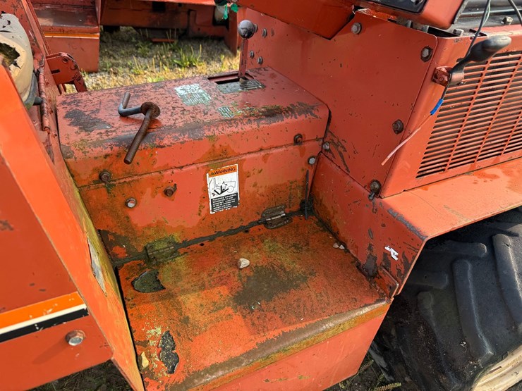 ditch-witch-350sx-image-30