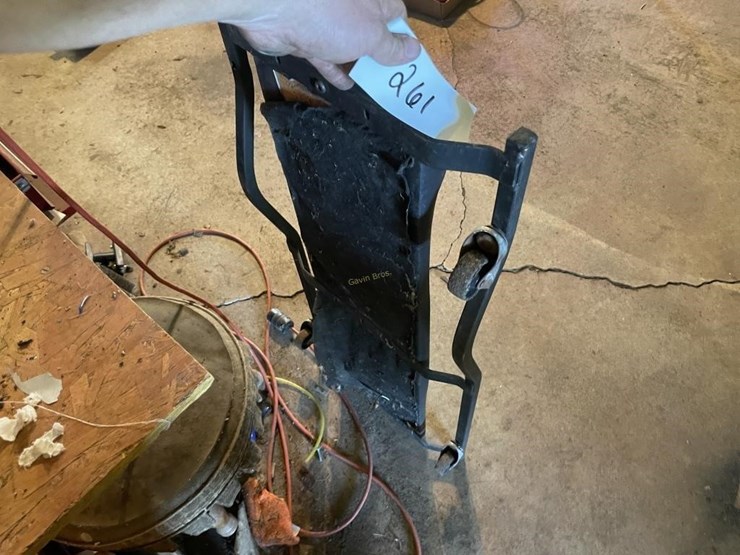 master-mechanic-shop-creeper-image-2