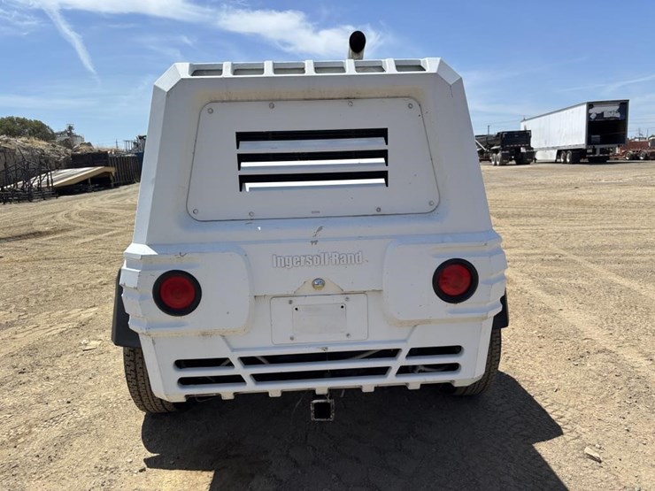 2008-ingersoll-rand-p185wjd-image-14