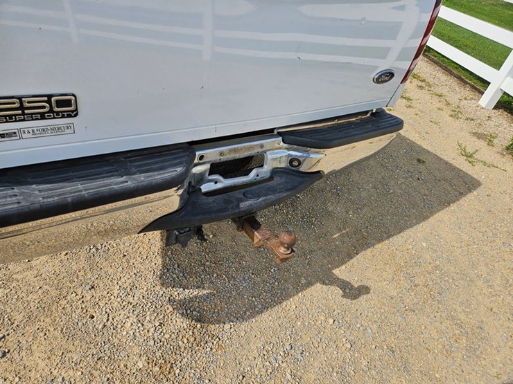 2004-ford-f250-xlt-image-15