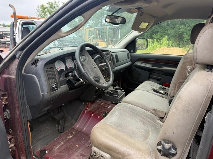 2003-dodge-2500-image-5