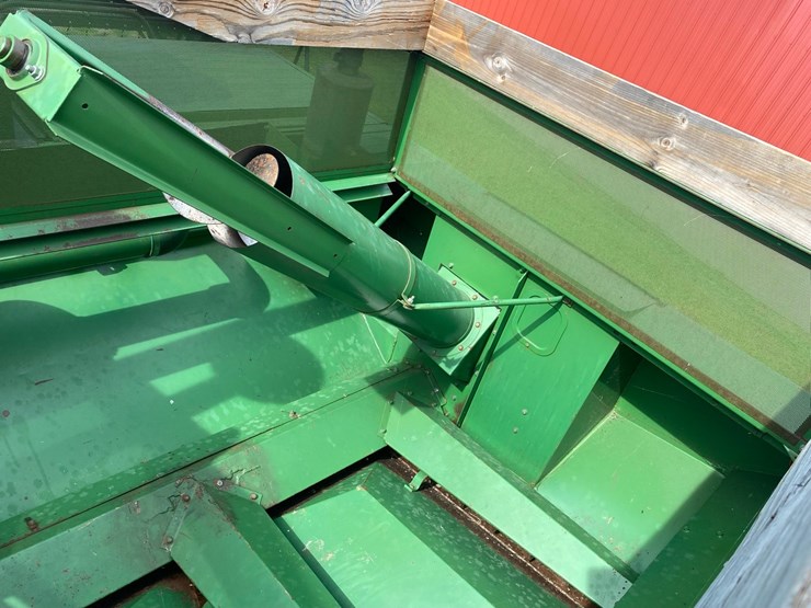 john-deere-4420-combine-image-46