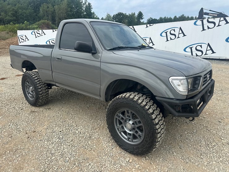 1996-toyota-tacoma-image-7