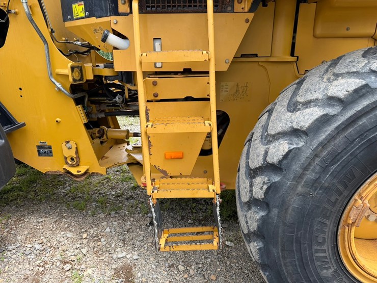 caterpillar-930h-image-31