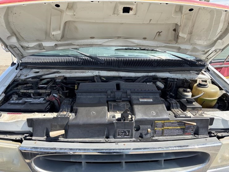 2000-ford-e350-image-9