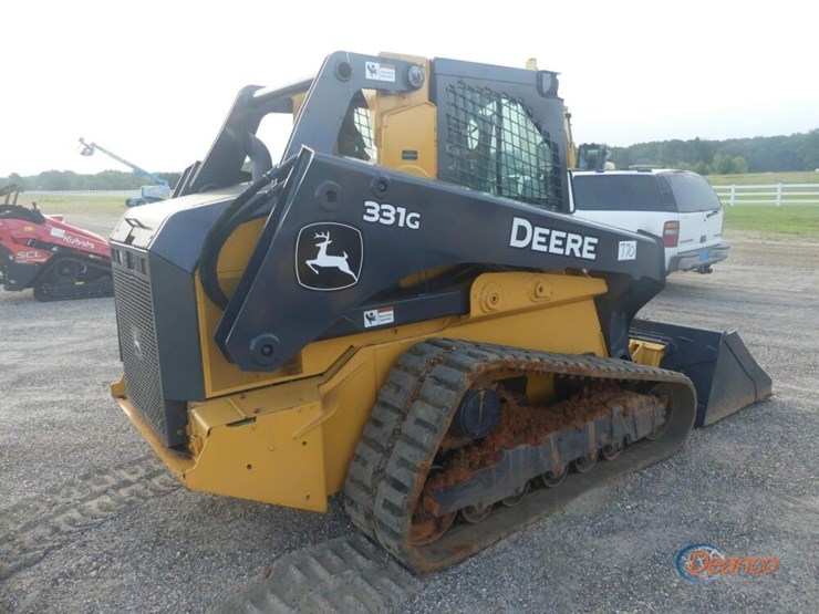 2019-deere-331g-image-2
