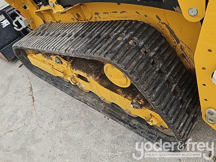 2025-caterpillar-255-image-21